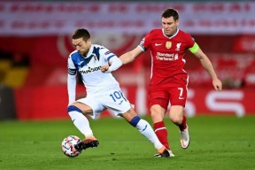 包含密尔沃基雄鹿迎全明星赛关键赛；赛后遗憾出局；悬念犹存；阵容厚度经受考验的词条